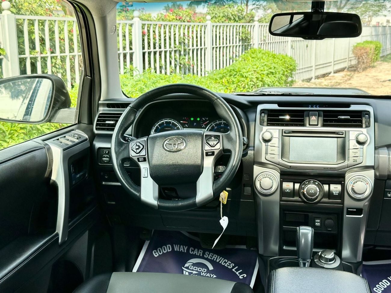 Toyota 4Runner Left Hand Drive Year: 2018 Full Option Premium UAE Pass ▾