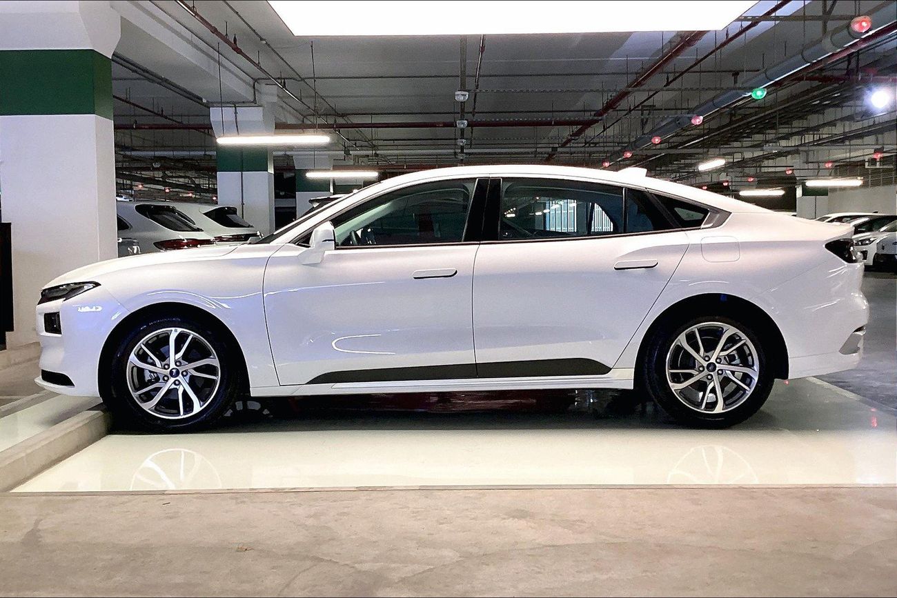 Ford Taurus Ambiente | National Day Celebration | Guaranteed Warranty | 0 Down Payment