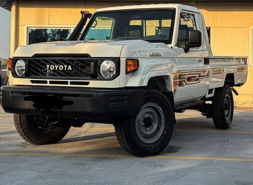 تويوتا لاند كروزر بيك آب Landcruiser pickup LC79 single cabin,2024,diesel engine 4.2L, 6cylinders, manual gear,4x4