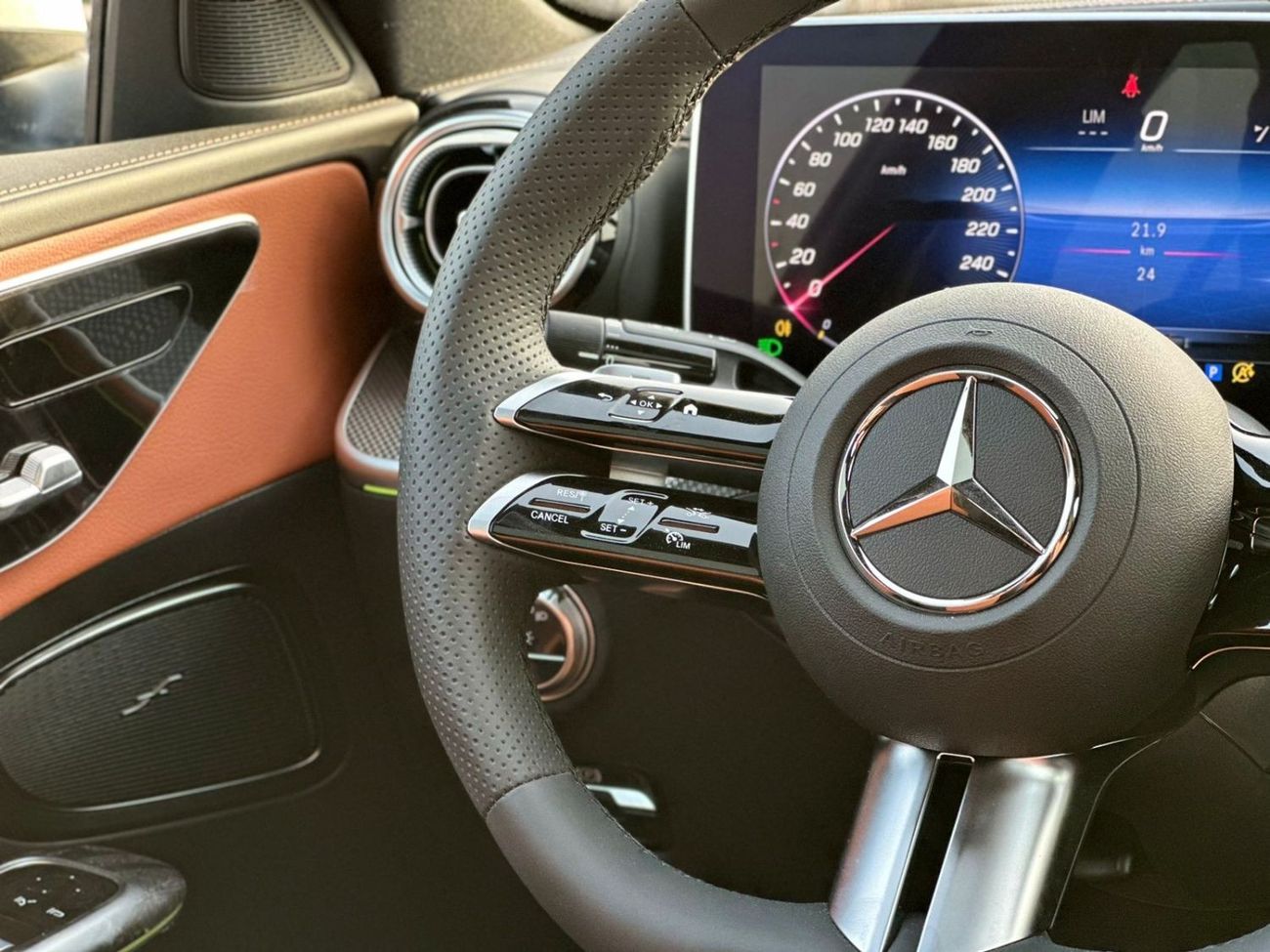 Mercedes-Benz C 270 Mercedes-Benz C260L 2024