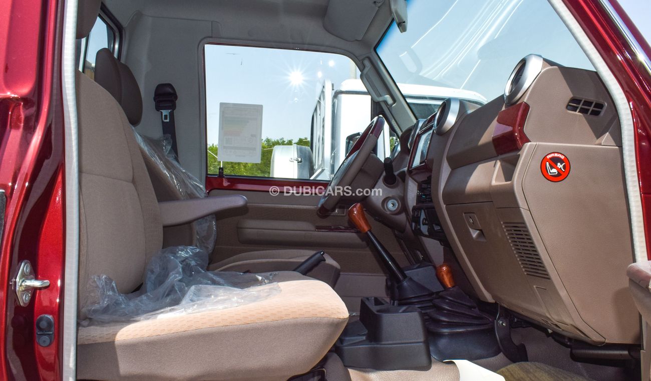 Toyota Land Cruiser Pick Up LX V6 4WD Limited