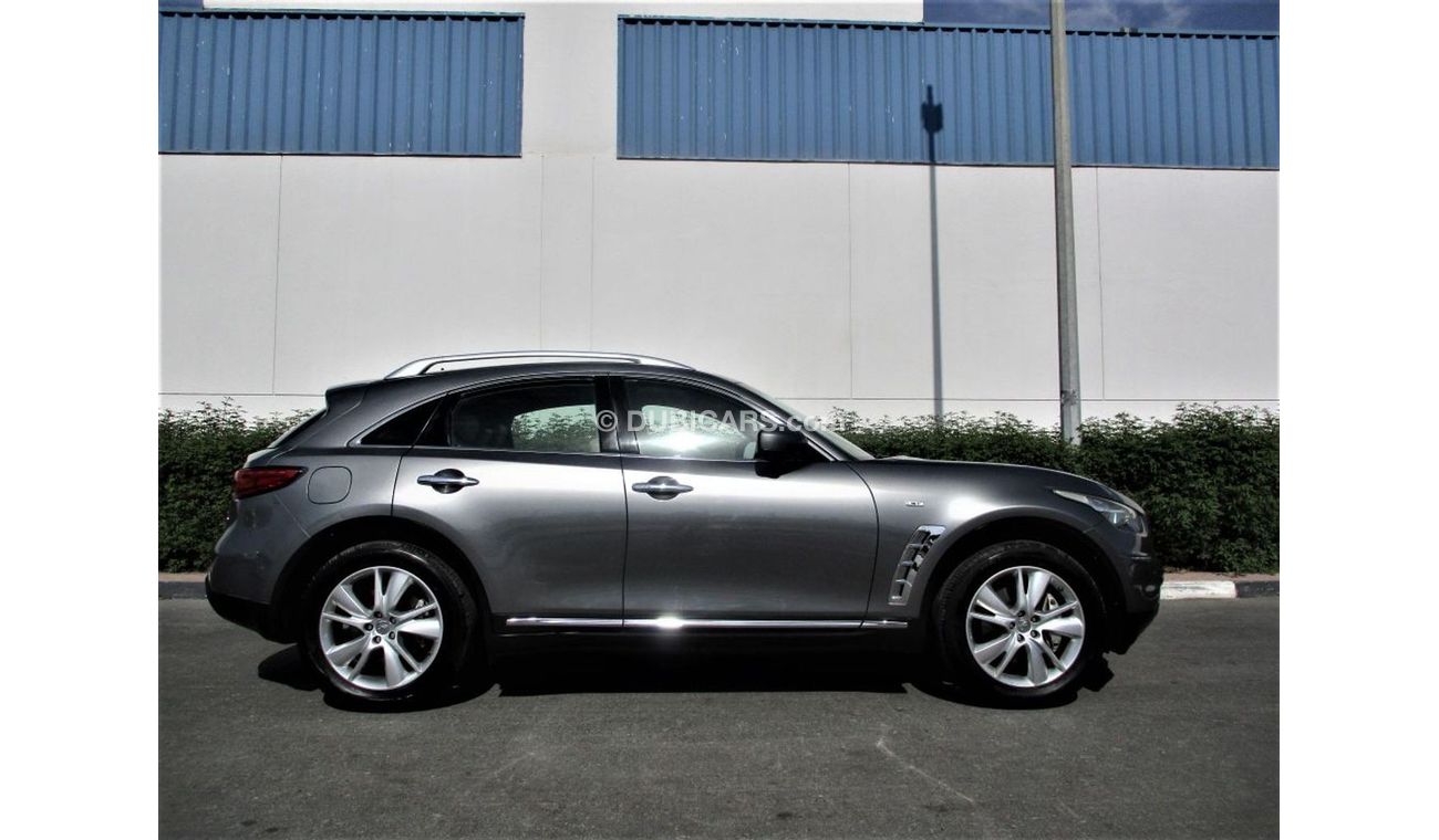 إنفينيتي FX35 انفينيتي اف اكس 35 موديل 2012 خليجي فل اوبشن