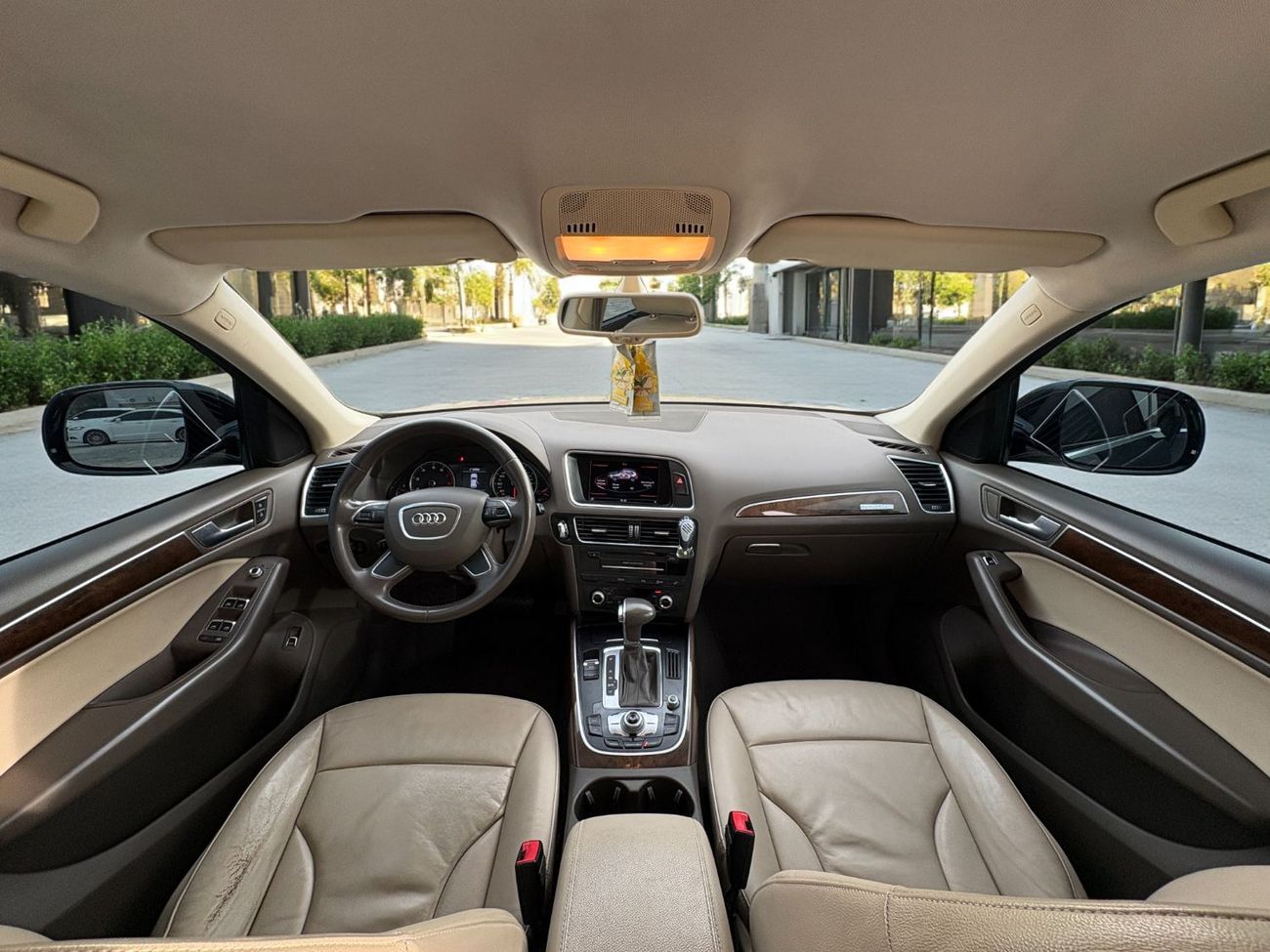 أودي Q5 TFSI 40 QUATTRO A/T | 2017 | GCC SPECS | AED 1,980 per month