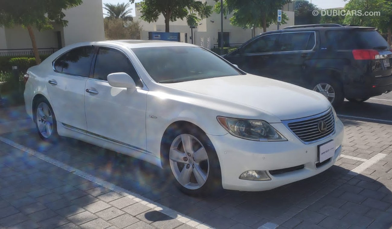 لكزس LS 460 2008 4.6L- Inspected by AutoHub