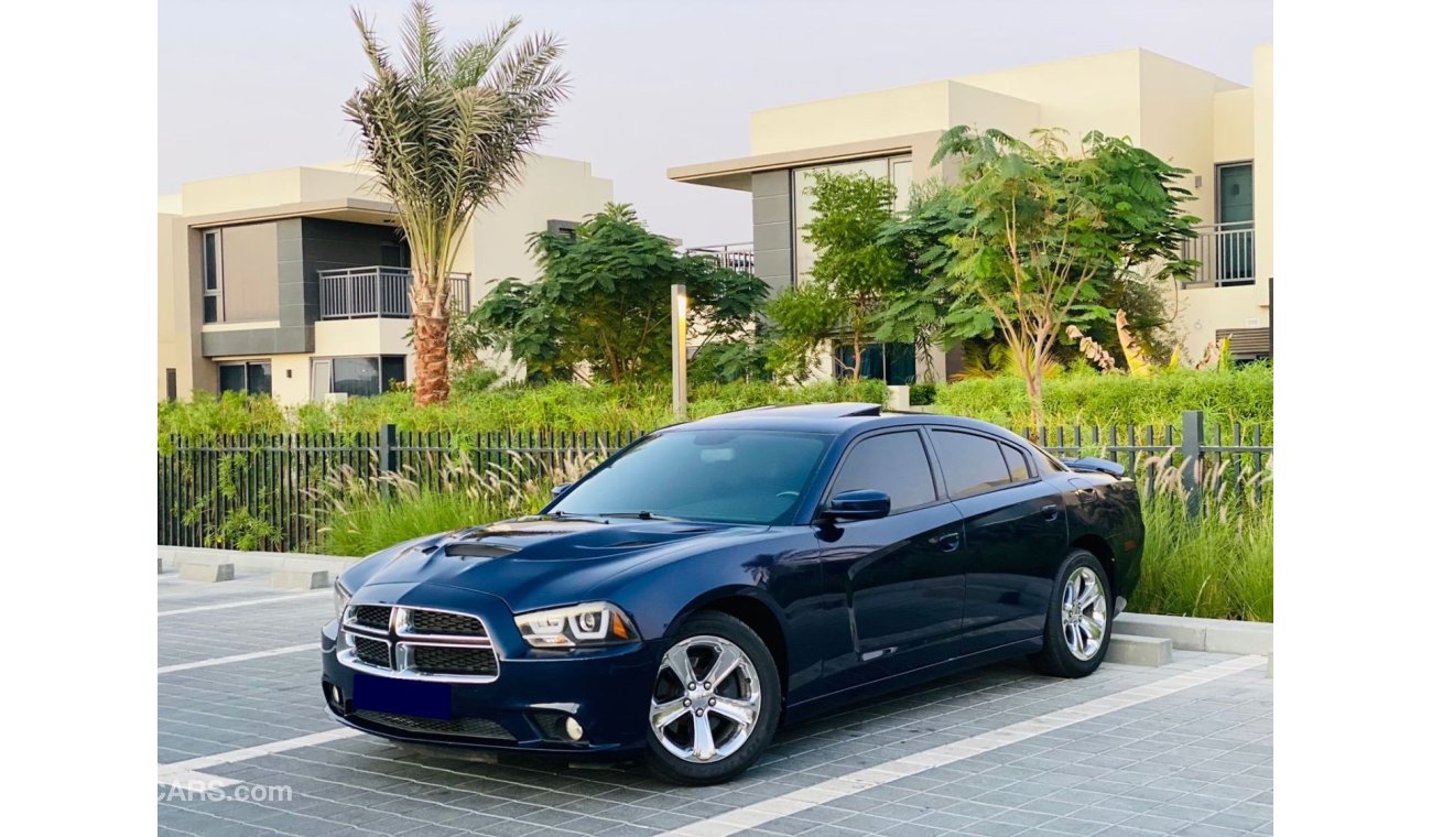 دودج تشارجر SXT 2014 || GCC || Top of the Line || Immaculate Condition