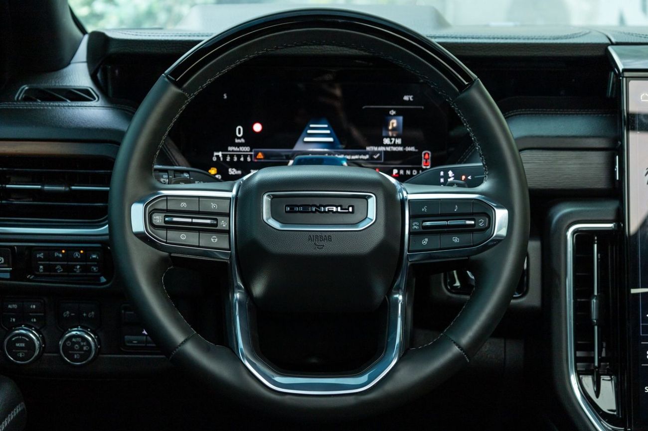 GMC Yukon XL DENALI GMC Yukon XL 2500 Denali 2025 GCC | Agency Warranty | Service Contract