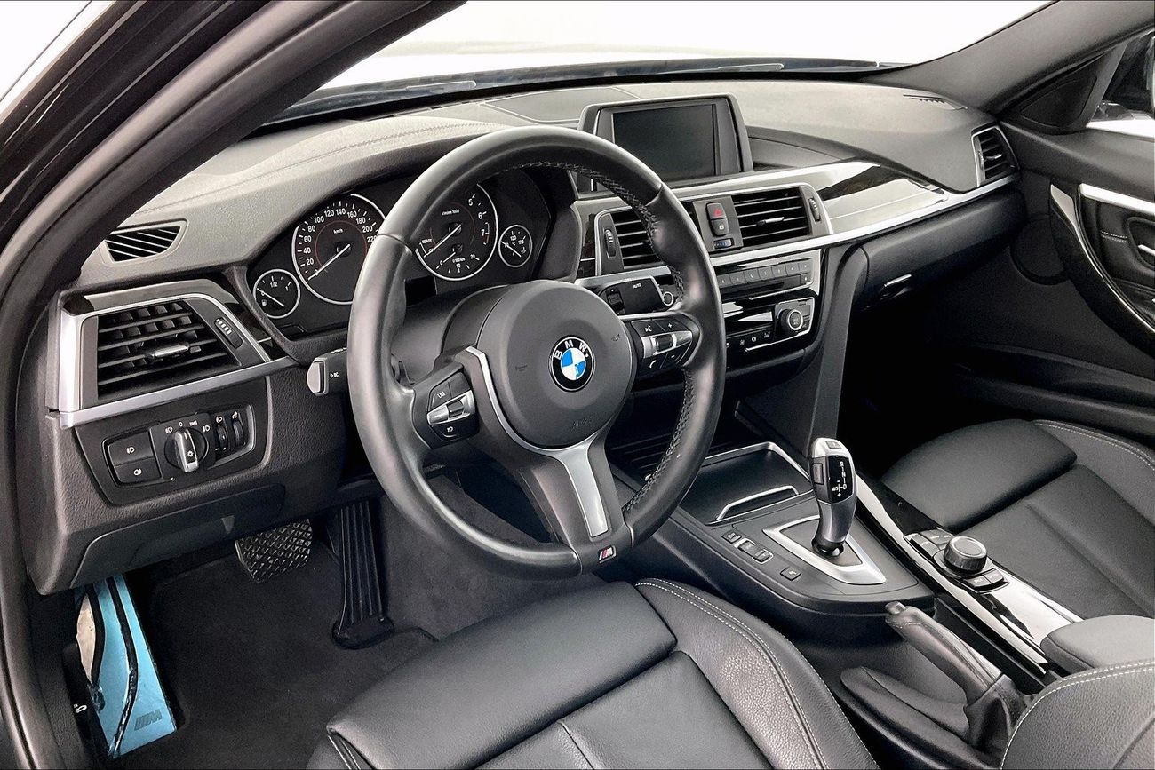 BMW 318i M Sport| 1 year free warranty | Exclusive Eid offer