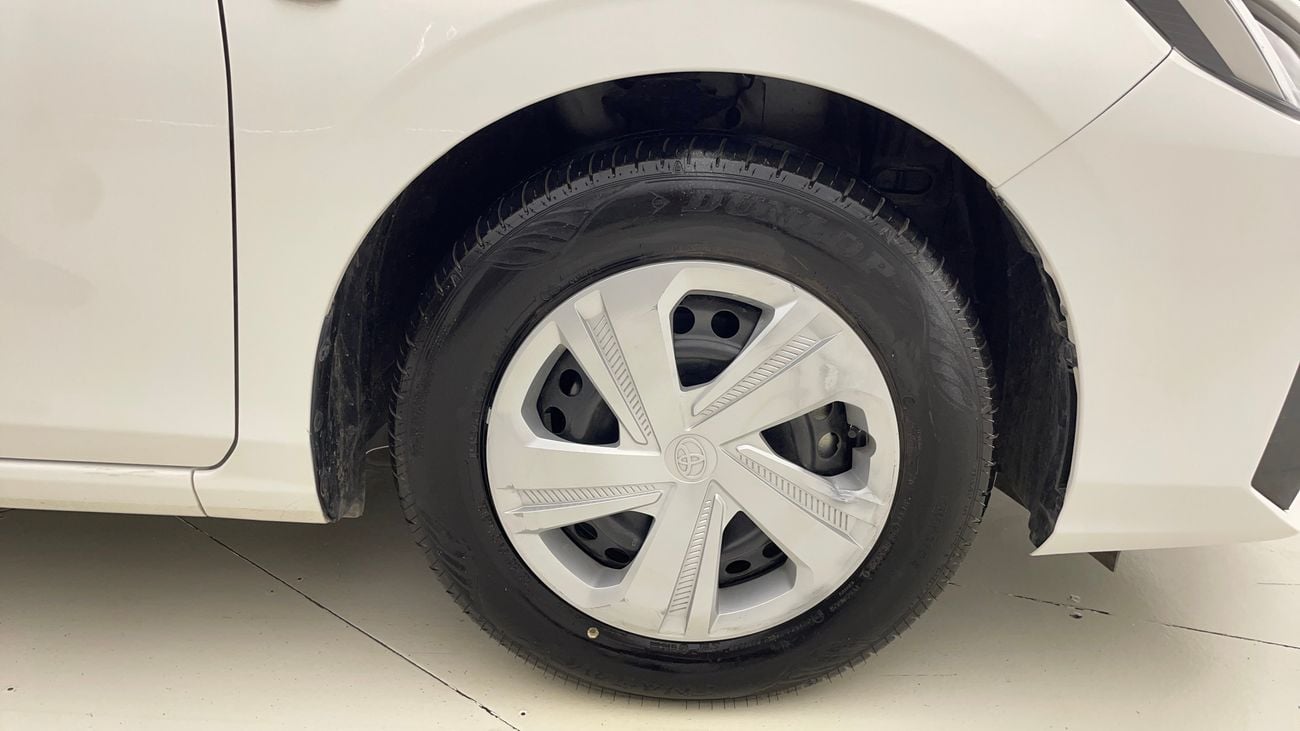 تويوتا يارس E 1.5 | بدون دفعة مقدمة | اختبار القيادة في المنزل