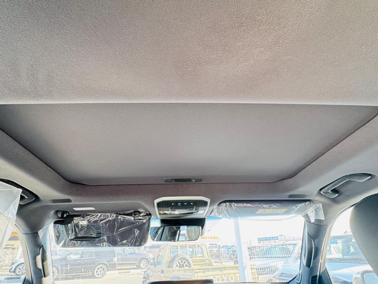 Toyota Land Cruiser TOYOTA LANDCRUISER (300 SERIES) VX 4.0L BLACK 2026