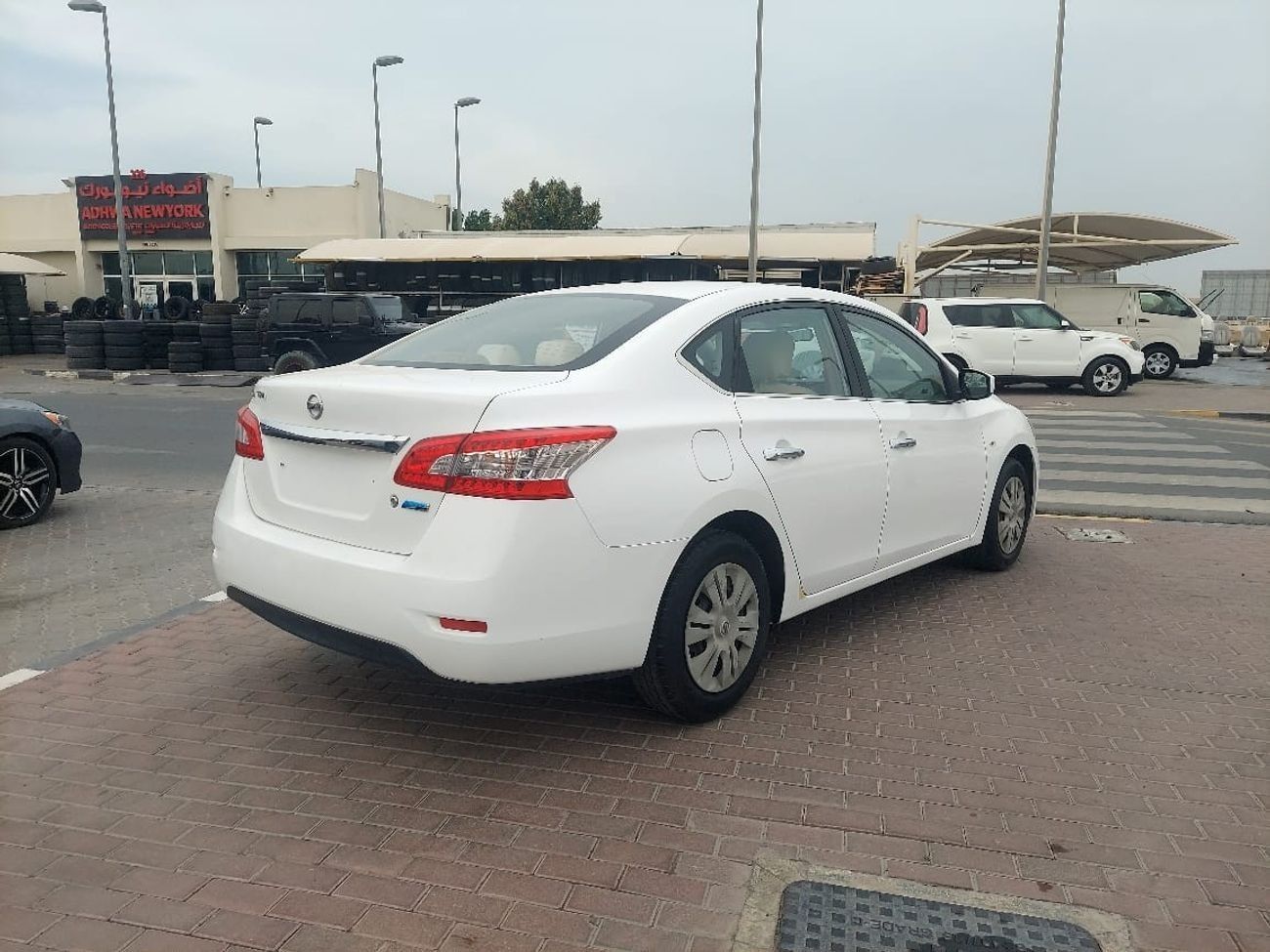 Nissan Sentra PETROL AUTOMATIC TRANSMISSION