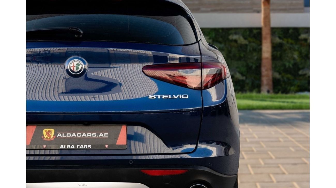 ألفا روميو ستيلفيو بريميوم | 1,860 P.M  | 0% Downpayment | Full Service History