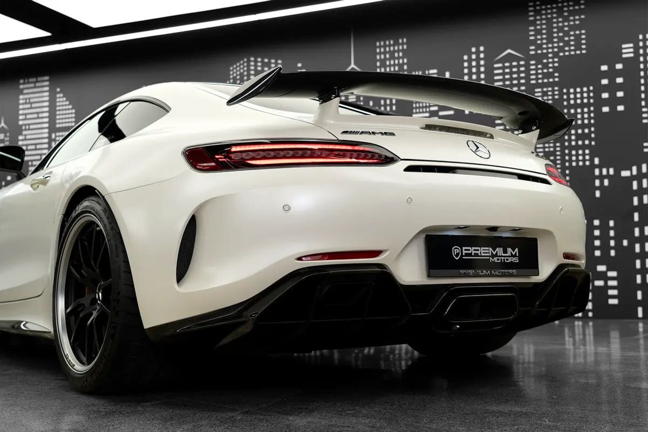 Mercedes-Benz AMG GTR