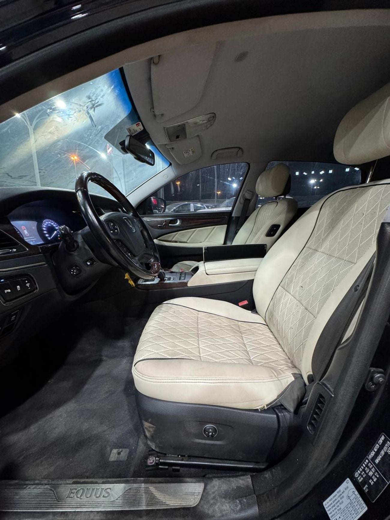 Hyundai Equus