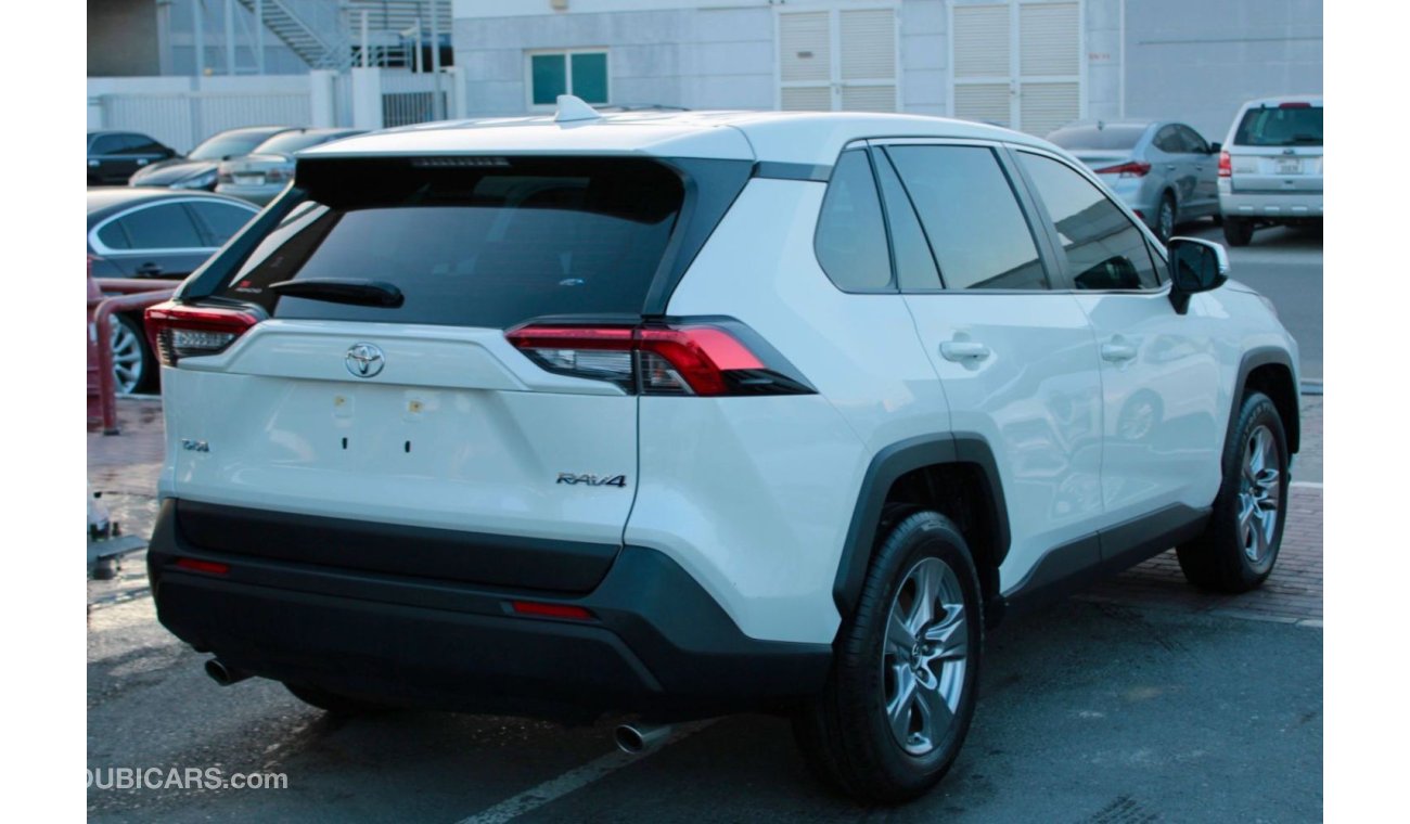 Toyota RAV4 EX