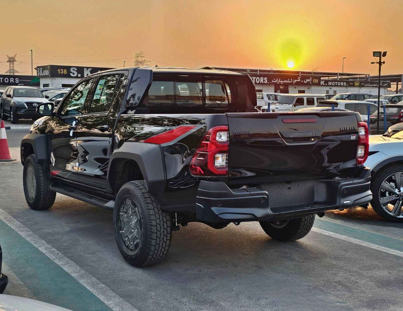 Toyota Hilux GR SPORT WIDE BODY / 4.0L V6 PETROL / OVER FENDER / 360*CAMERA / DRIVER PWR SEATS / (CODE # HPGR25)