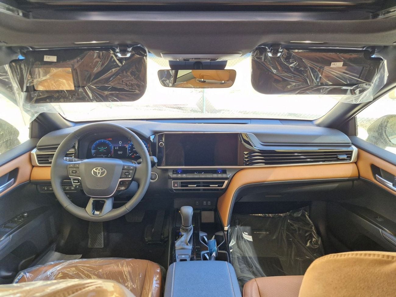 تويوتا كامري 2026 CAMRY GLE 2.5L FULL RADAR PANAROMIC DUAL PWR SEAT GCC BRAND NEW 0KM