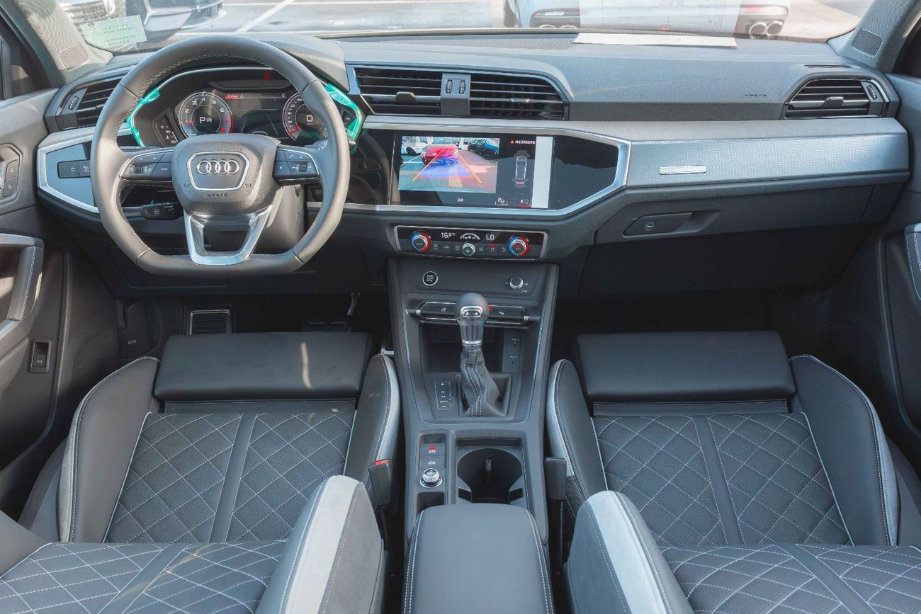 أودي Q3 Audi Q3 TFSI 35 S Line 1.5 Turbo (2025) Nardo Grey