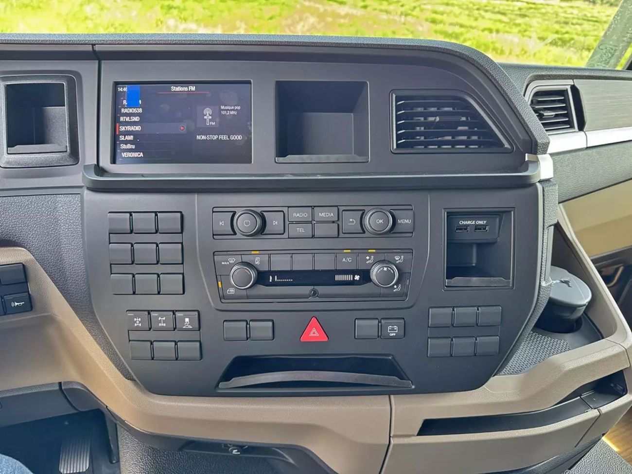 مان TGS TGS 33.440 6x4 BB SA