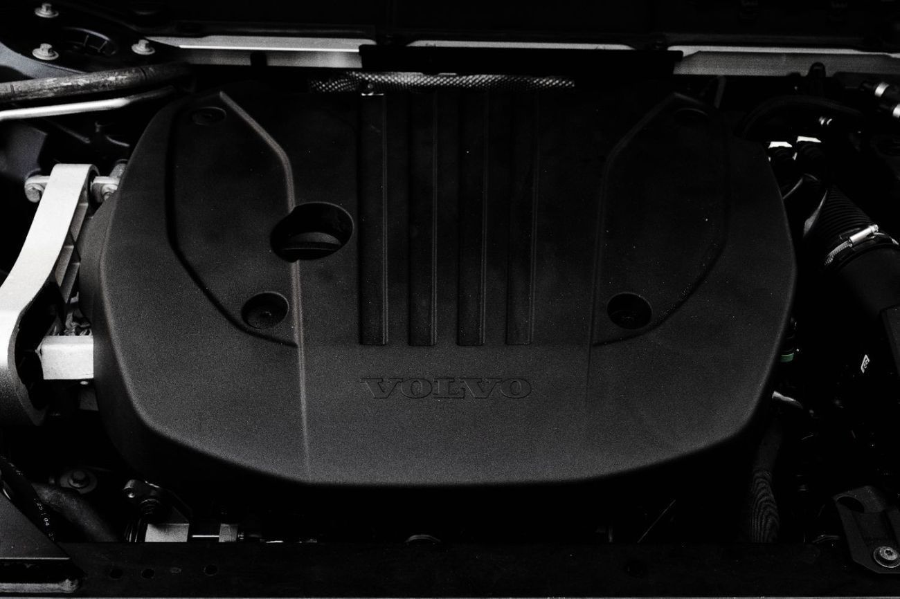 Volvo XC60 B5 | 2,272 P.M  | 0% Downpayment | Agency Warranty!