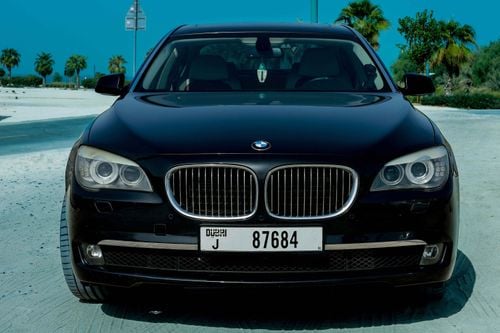 بي أم دبليو 730Li Executive 4.0L (4 Door)