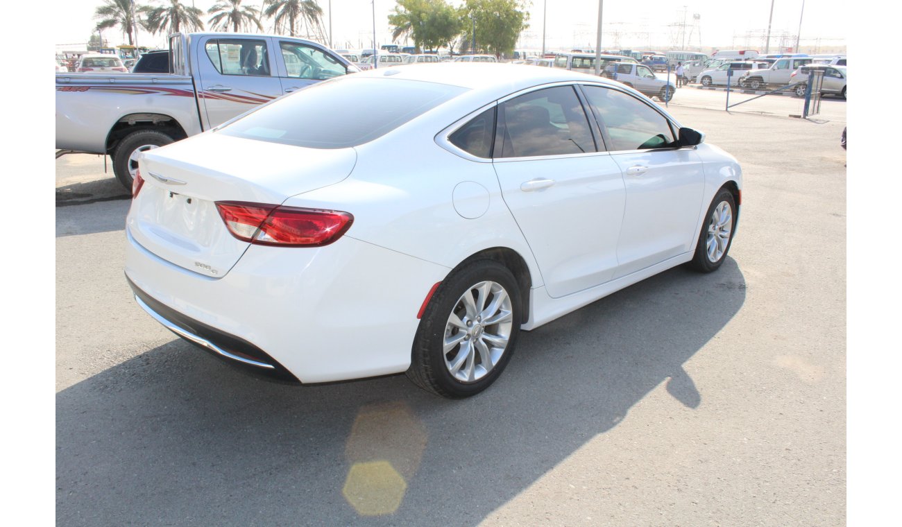 Chrysler 200 USED CAR in Very Good Condition