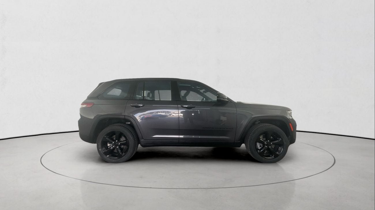 جيب جراند شيروكي Altitude | upto AED 20,000 Ramadan Discount | شامل الضمان | 0 ﺪﻔﻋﺓ ﺃﻮﻟﻯ