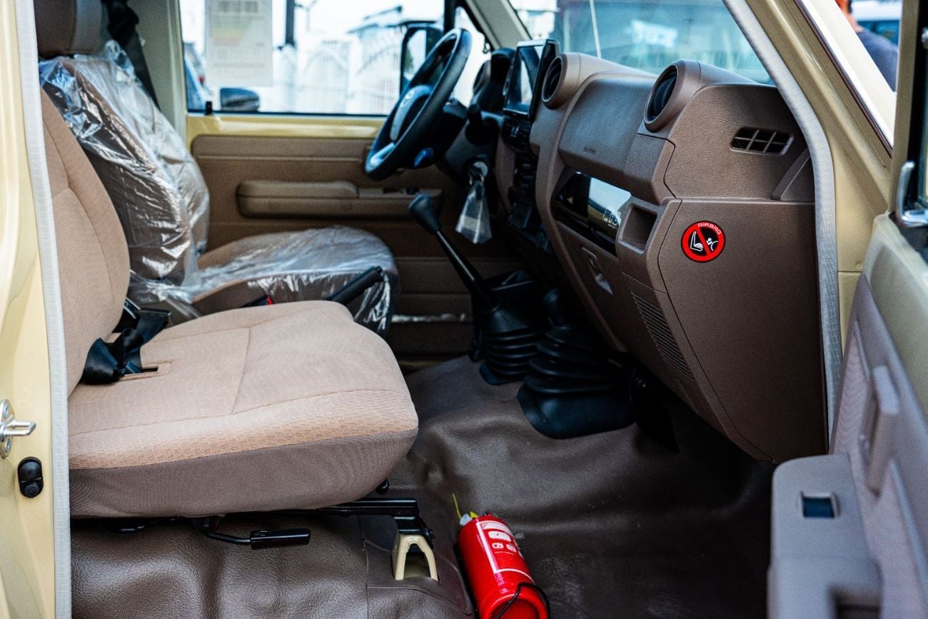 تويوتا لاند كروزر بيك آب Toyota Land Cruiser Pickup 4.0L Manuel 2025 4WD