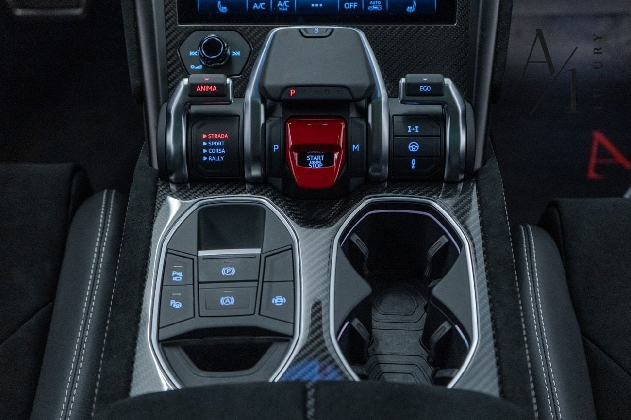 Lamborghini Urus 2023 Lamborghini Urus Performante, Brand New Condition, Fully Loaded, Carbon Fiber Package