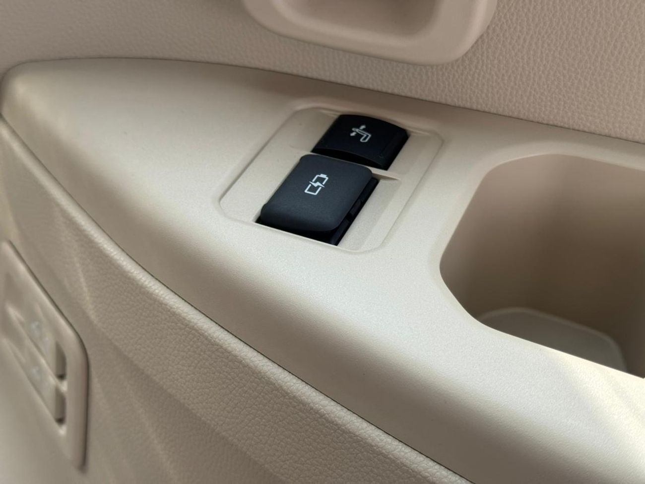 تويوتا لاند كروزر 