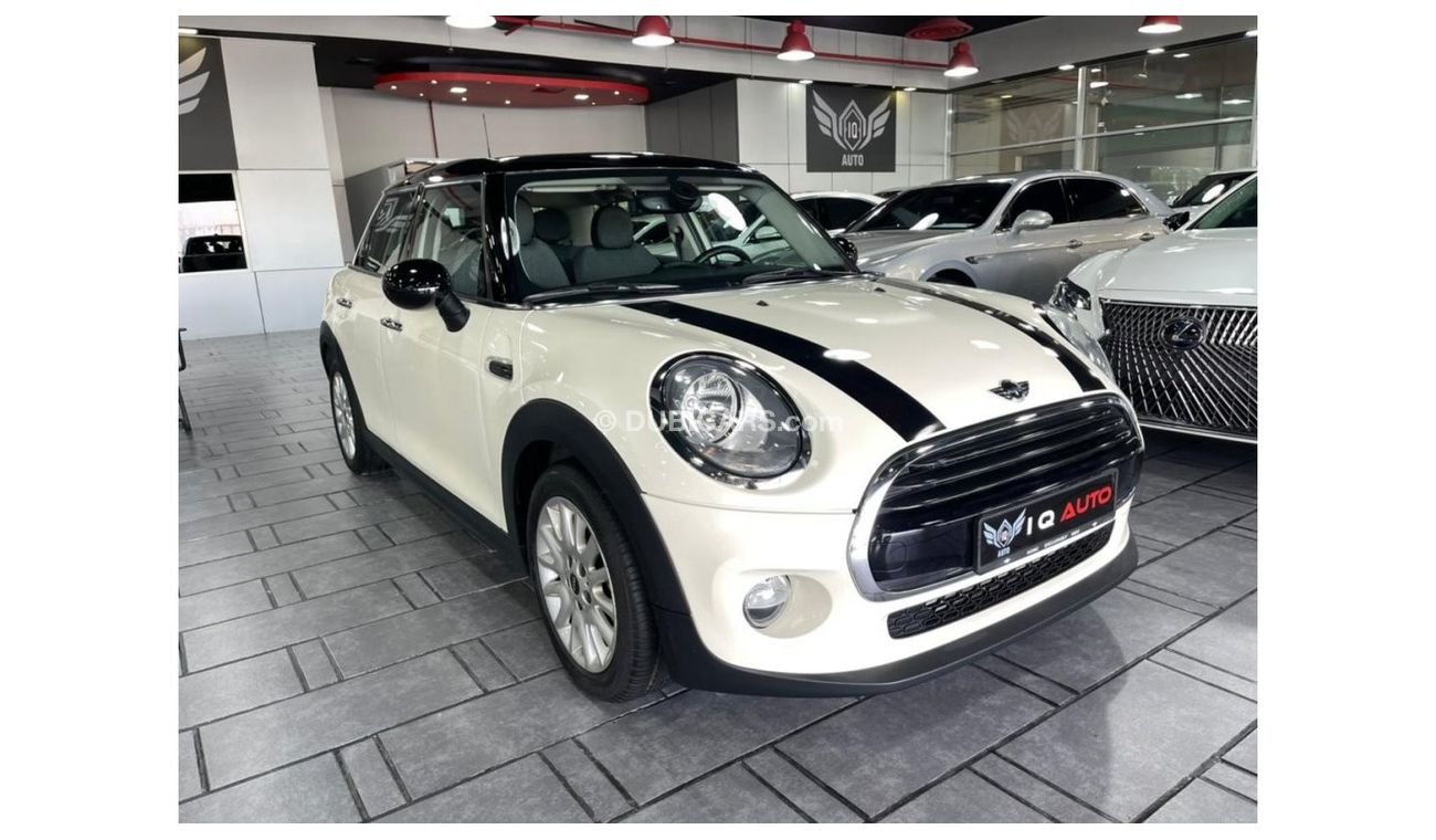 Used Mini Cooper LOW KMS GCC 2016 for sale in Dubai 429871