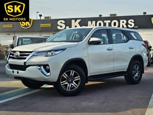Toyota Fortuner EXR V4 / 4WD / DVD REAR CAMERA / LEATHER SEATS / ONLY FOR EXPORT / LOT# 96570