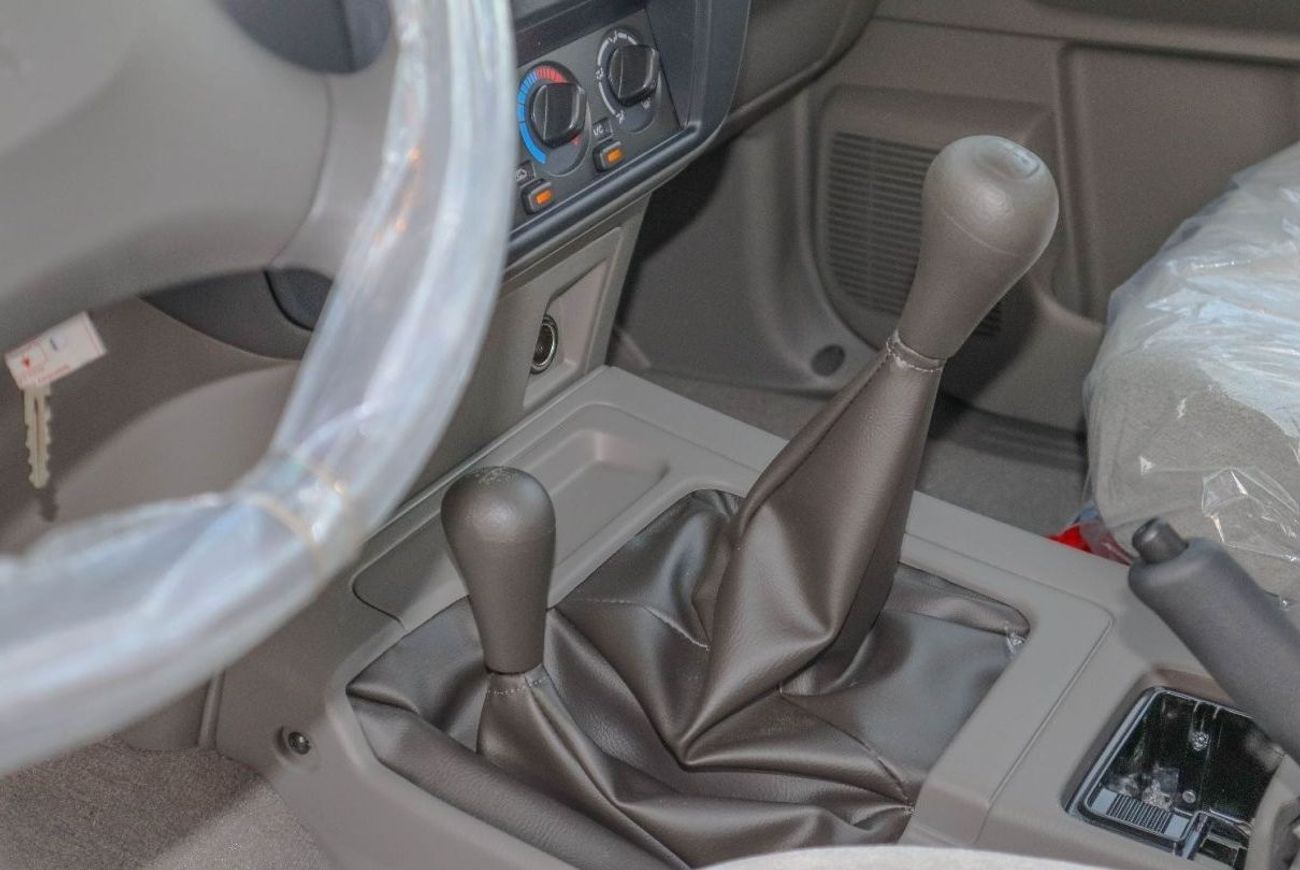 Nissan Patrol Pickup SGL Nissan patrol pickup 4.8L 2022