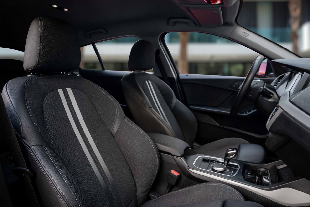 BMW 120i 120i  | 1,959 P.M | 0% Downpayment | Agency Warranty/Service 2026!