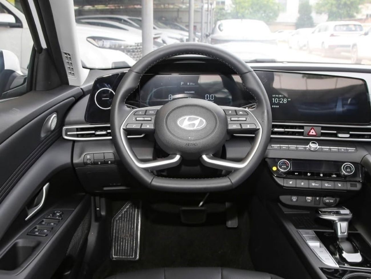 هيونداي إلانترا Elantra Premium Full With Radar