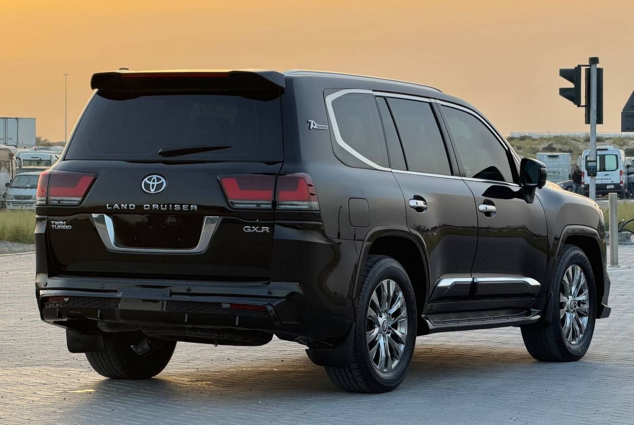 تويوتا لاند كروزر VX.R V8 upgrade 2024