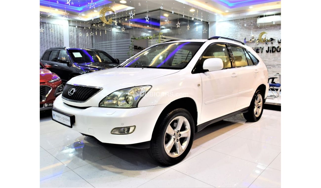 Lexus RX 330 Amazing Lexus RX 330 2005 Model!! in White Color! GCC Specs