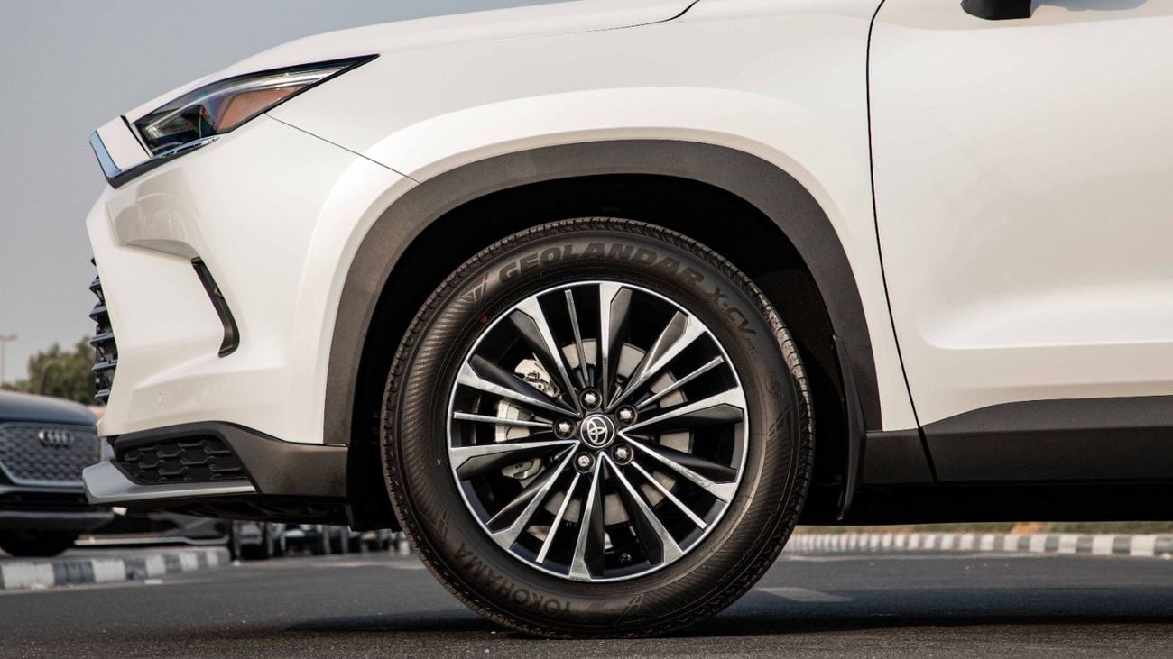 Toyota Grand Highlander PLATINUM i-FORCE MAX | 2025 | For Local Registration +10%