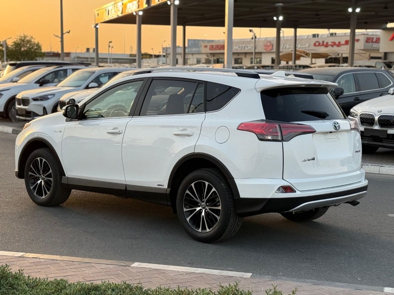 تويوتا راف ٤ Hybrid Toyota RAV4 2018