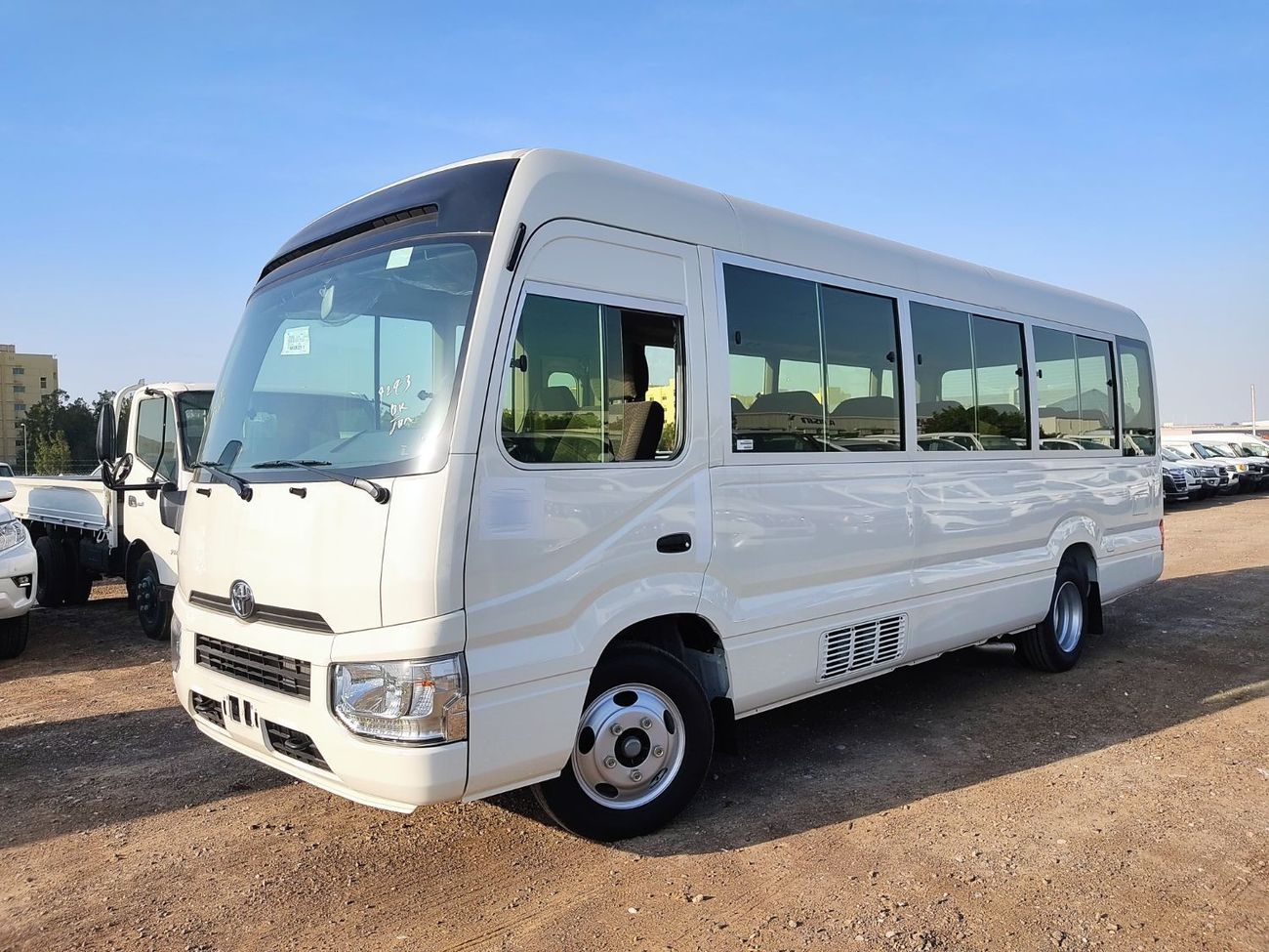 تويوتا كوستر TOYOTA COASTER 2.7 MT 30 SEATS WHITE 2024 * EXPORT ONLY AFRICA *