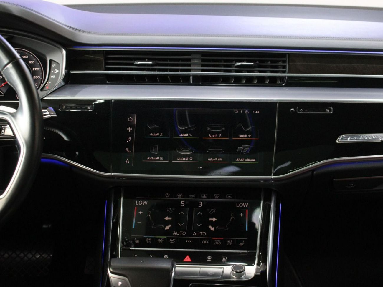 أودي A8 L 60 TFSI quattro 4.0L (454 HP)