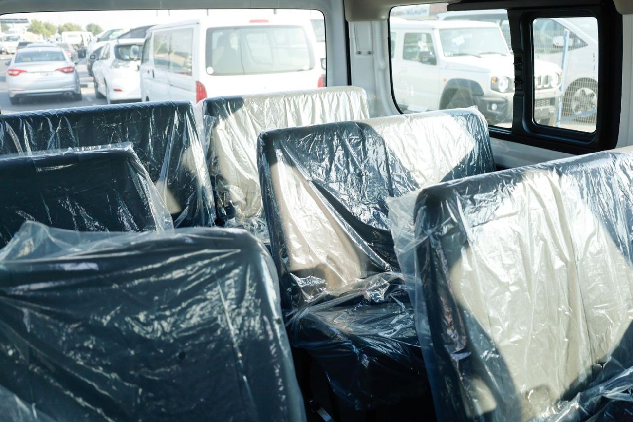 Nissan Urvan NISSAN URVAN 2.5L DIESEL 16-SEATER HIGH ROOF WIDE BODY EX MANUAL