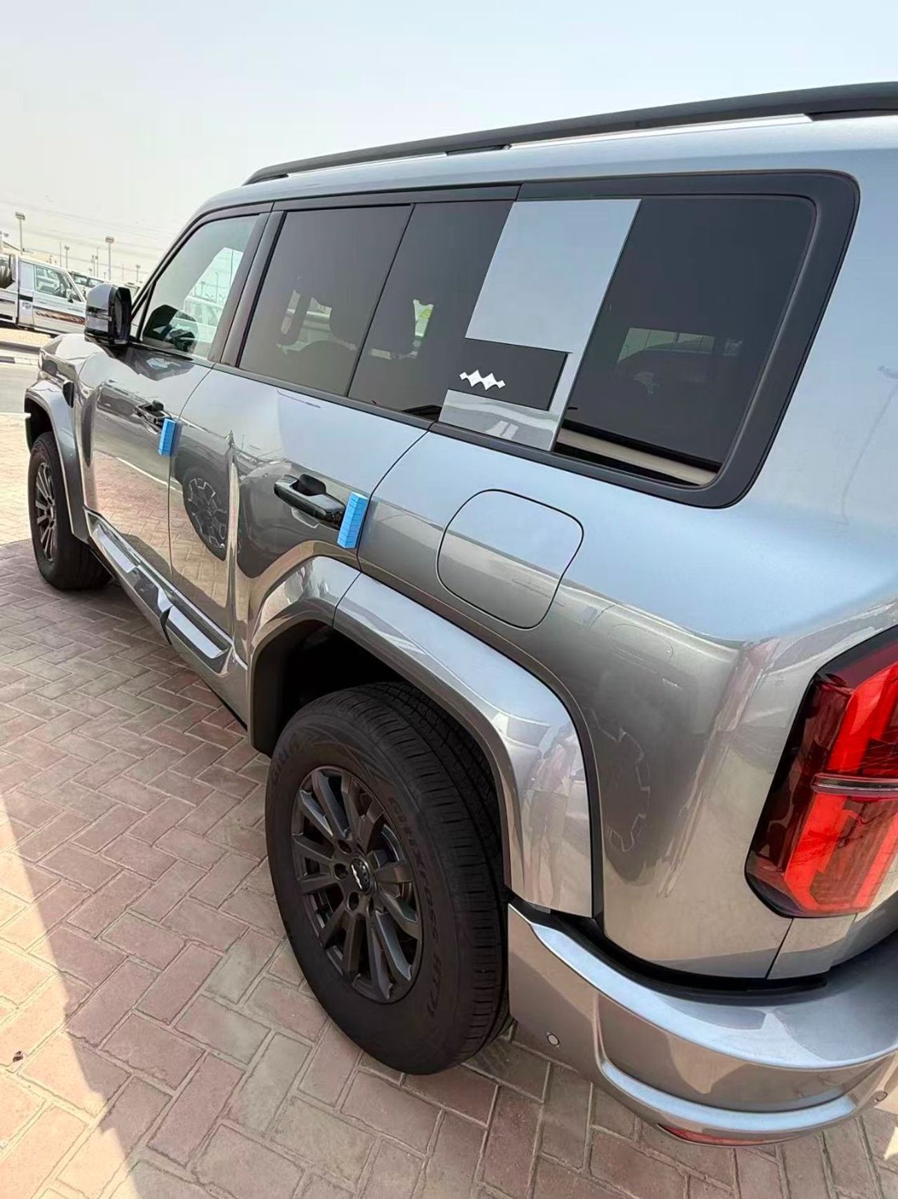 بي واي دي ليوبارد 5 Ultra edition