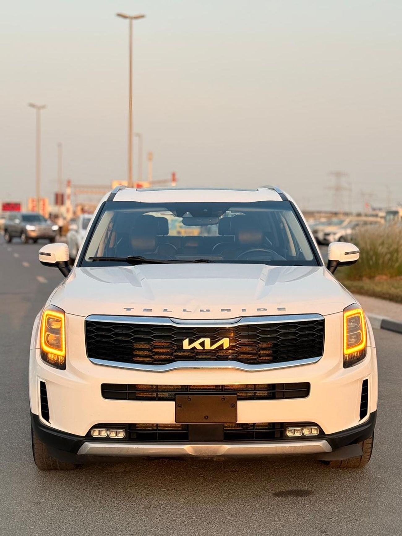Kia Telluride LX 3.8L (295 HP)
