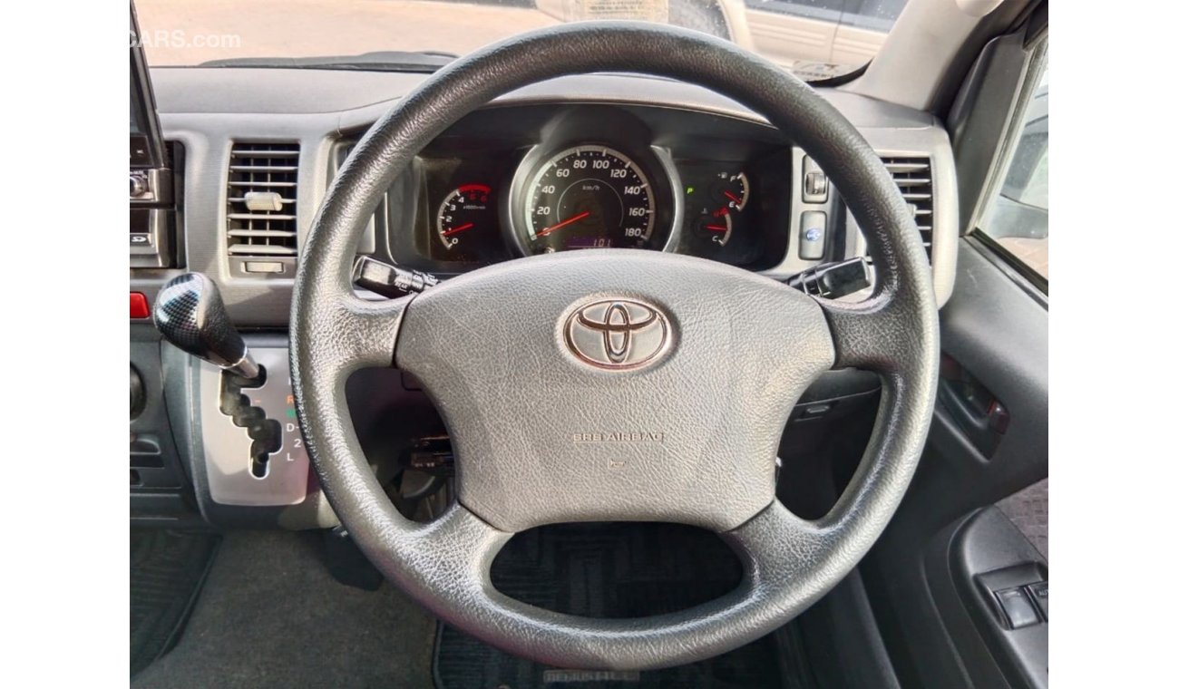 تويوتا هاياس TOYOTA HIACE VAN RIGHT HAND DRIVE   (PM1527)