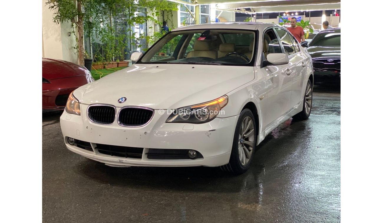 بي أم دبليو 525 BMW 525i , GCC, full option, low mileage, in excellent condition
