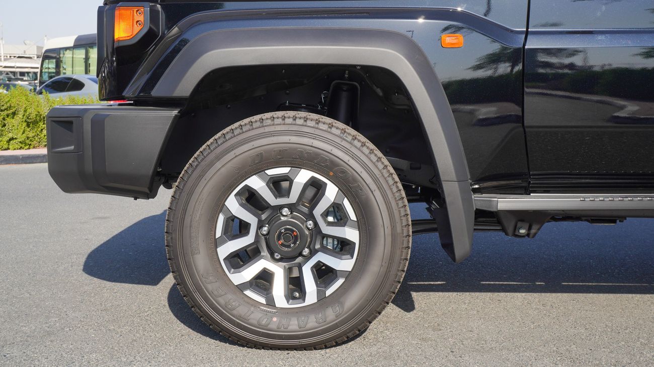 Toyota Land Cruiser 70 LX 4.0L V6 A/T