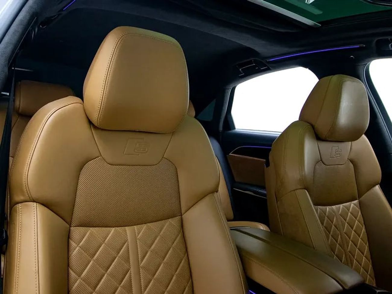 Audi S8 TFSI quattro 4.0L | GCC Spec | With Service Contract