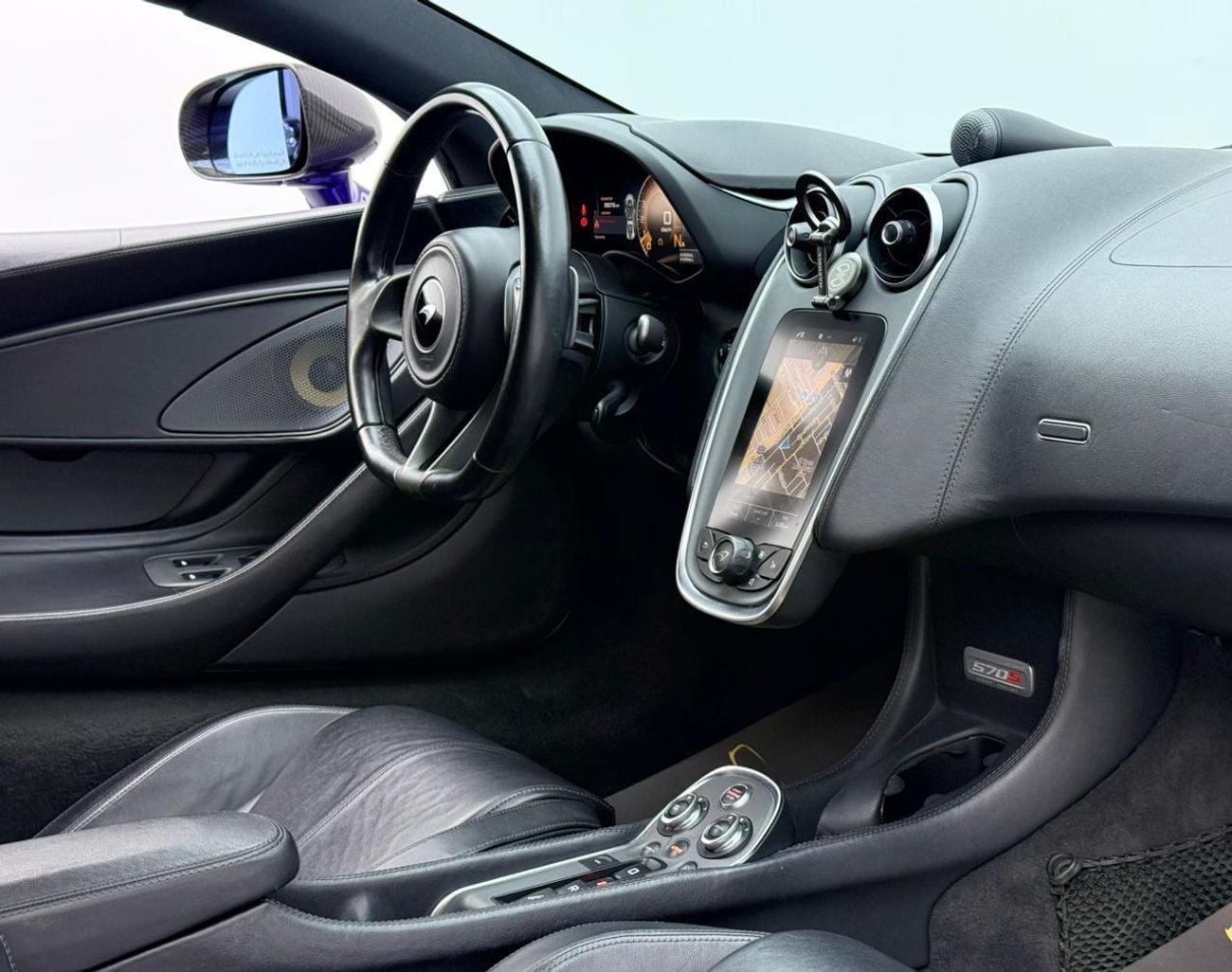 مكلارين 570S 2019 McLaren 570 S, 2026 McLaren Warranty, 2027 McLaren Service Pack, Low km, GCC