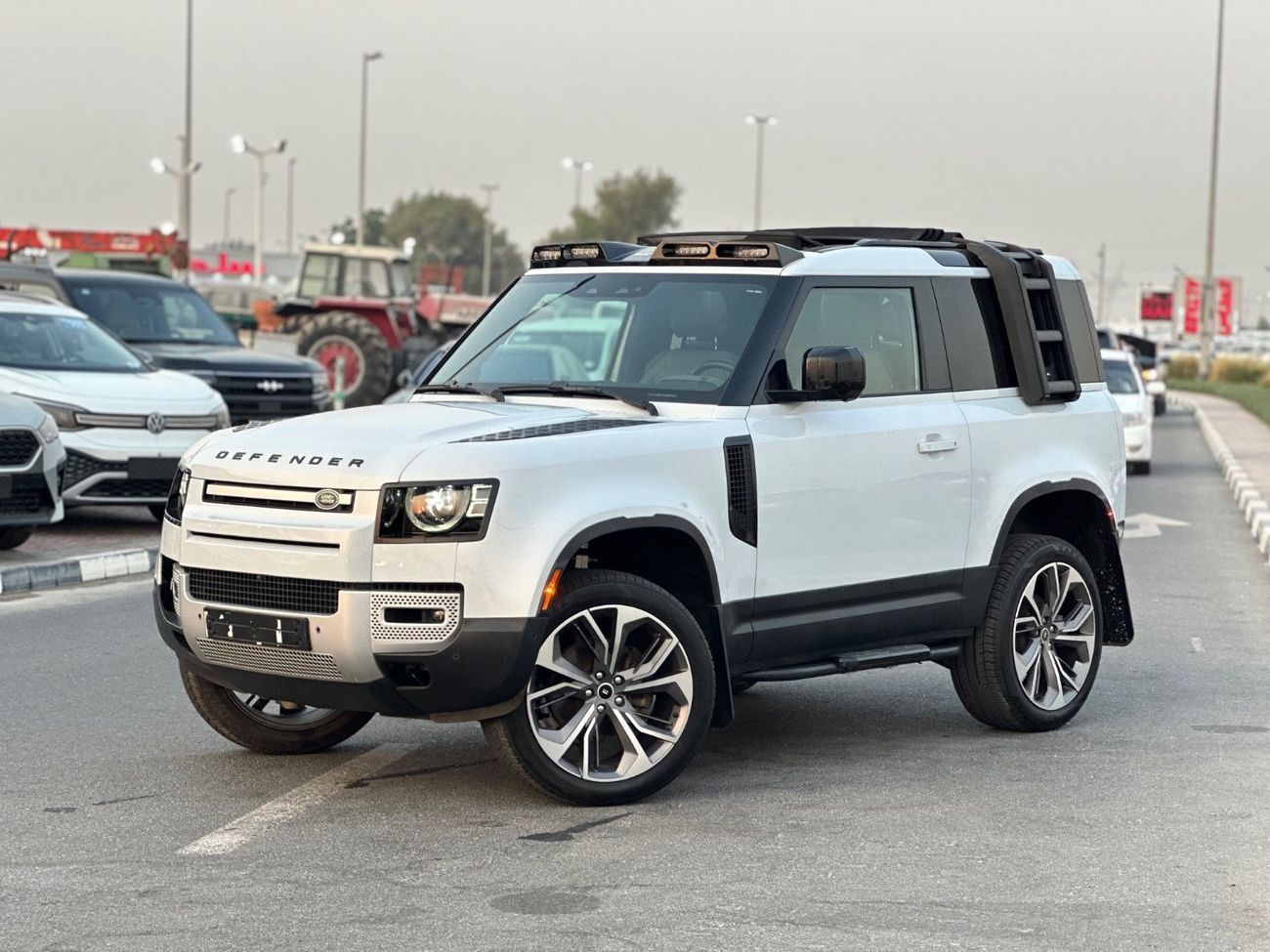 Land Rover Defender P300 90 S 2.0L (5 Seater)