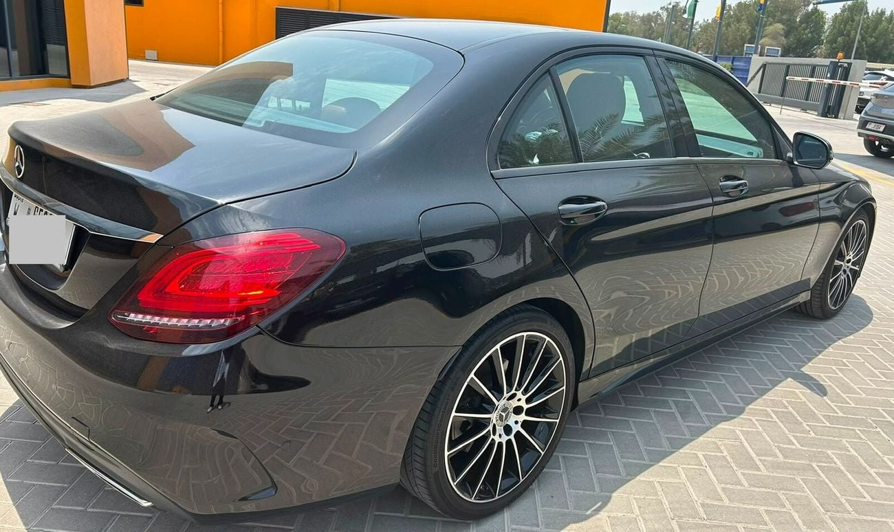 مرسيدس بنز C 200 STD